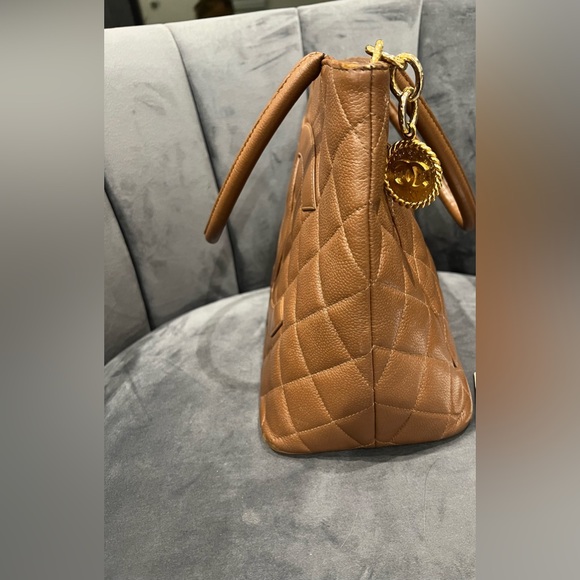 Chanel Caviar Quilted Medallion Tote Bag - Picture 15 of 17